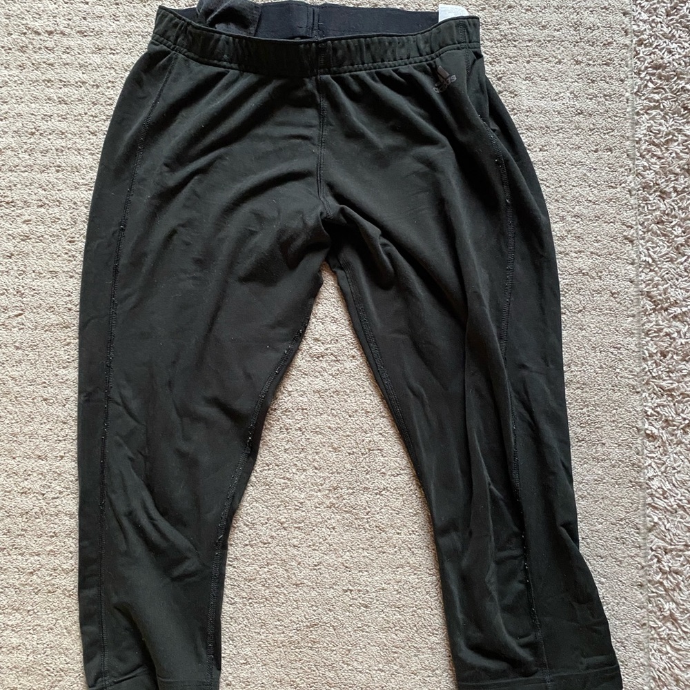 Adidas capri leggings